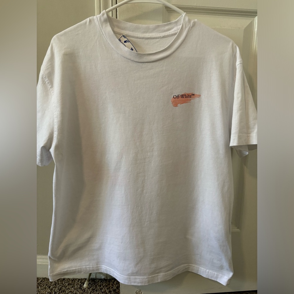 Off-White tshirt